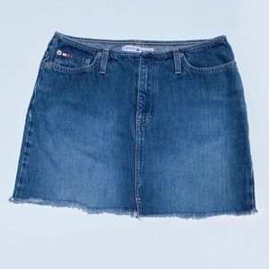Vintage Y2K Tommy Hilfiger Blue Denim Mini skirt Women's 8, 30" Summer 2000s Y2K